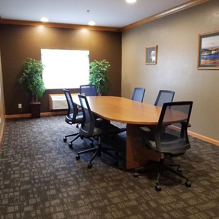 Holiday Inn Express Winfield - Teays Valley Hurricane Exteriér fotografie