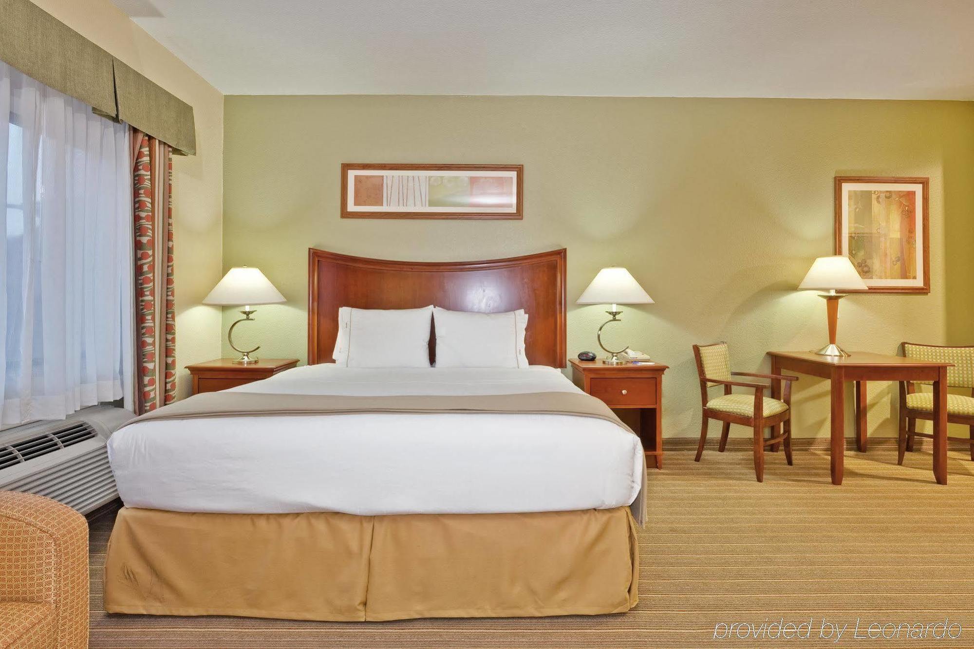 Holiday Inn Express Winfield - Teays Valley Hurricane Exteriér fotografie