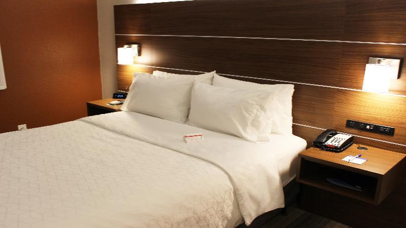 Holiday Inn Express Winfield - Teays Valley Hurricane Exteriér fotografie