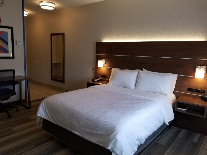 Holiday Inn Express Winfield - Teays Valley Hurricane Exteriér fotografie