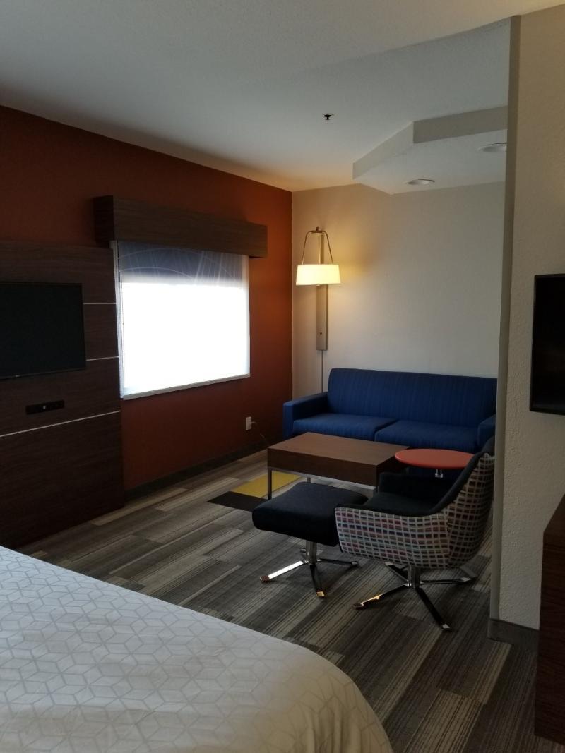 Holiday Inn Express Winfield - Teays Valley Hurricane Exteriér fotografie